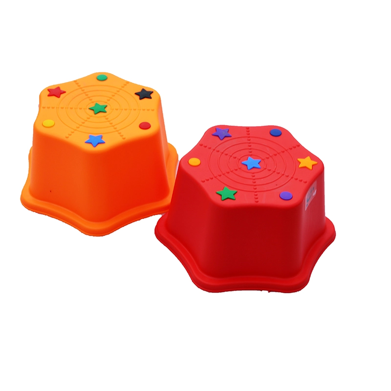 Pniaki kwiatów śliwy